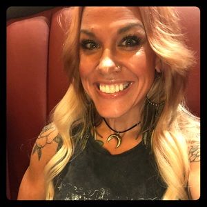 Meet your Posher, Sheree